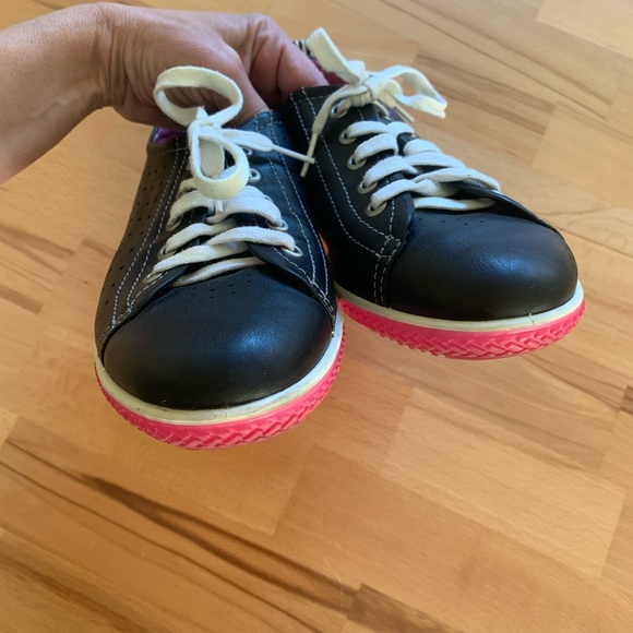 Ecco black leather sneakers size 10-10.5 (European 41) - Picture 10 of 13